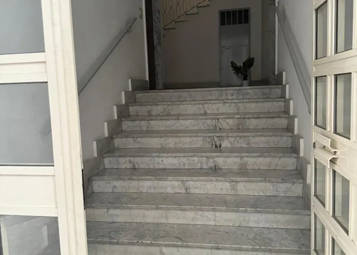 Gateway 2 - Near Scavi, Santuario, Napoli, Positano *